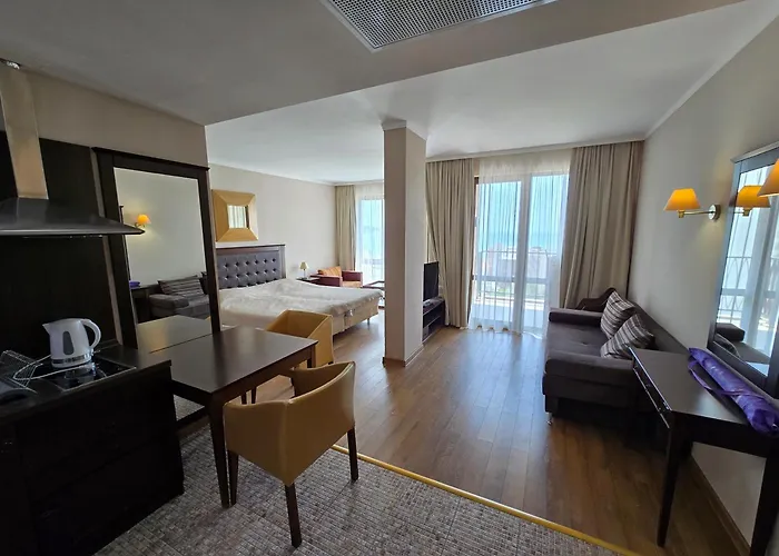 Royal Beach Private Apartments